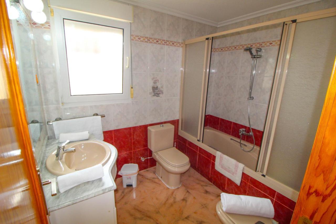 Great Villa, Sea Views, 20 Secs Walk To The Beach, Bbq, 9 People, 5 Mins Car From Alicante City Center, Sailing Club 3 Mins Walk Εξωτερικό φωτογραφία